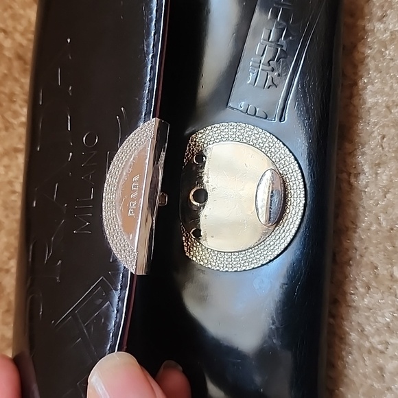 Prada Milano Wallet Patent Leather - Picture 5 of 16